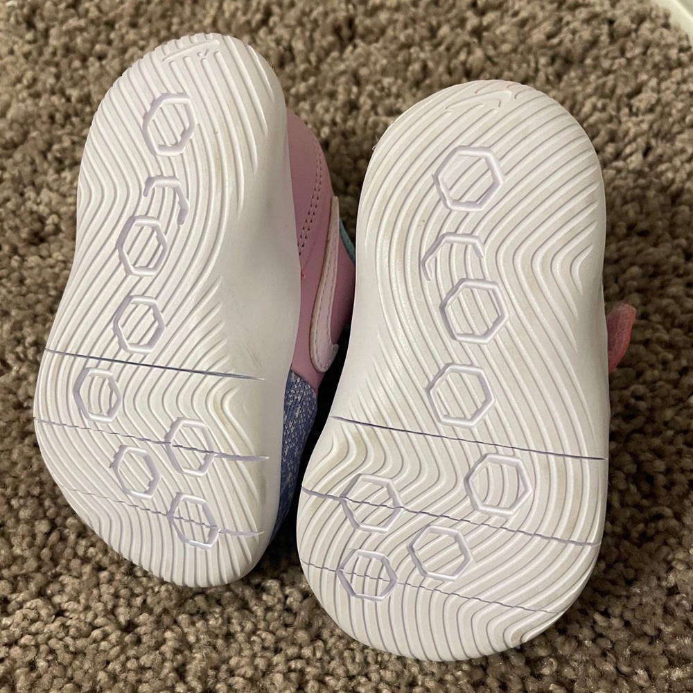 Children Nike - Picture 3 of 4